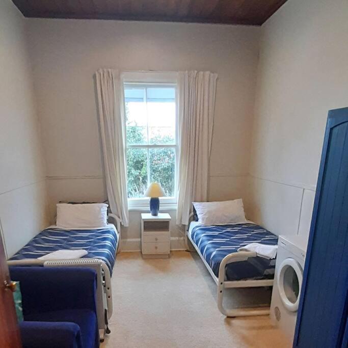 Riverlea Cottage - Cosy, Comfy, Quiet, Central Таумарунуи Екстериор снимка